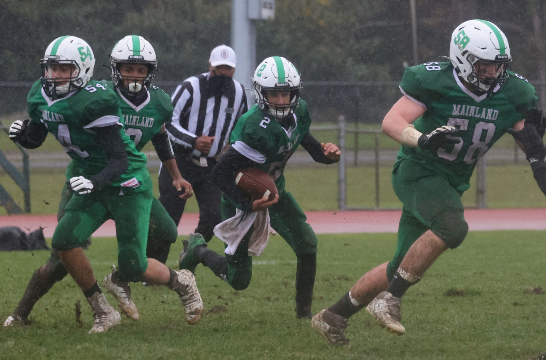 Pleasantville vs Mainland football